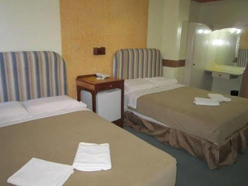 Golden Stallion Suites Cagayan de Oro Luaran gambar