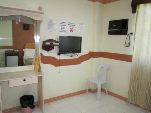 Golden Stallion Suites Cagayan de Oro Luaran gambar